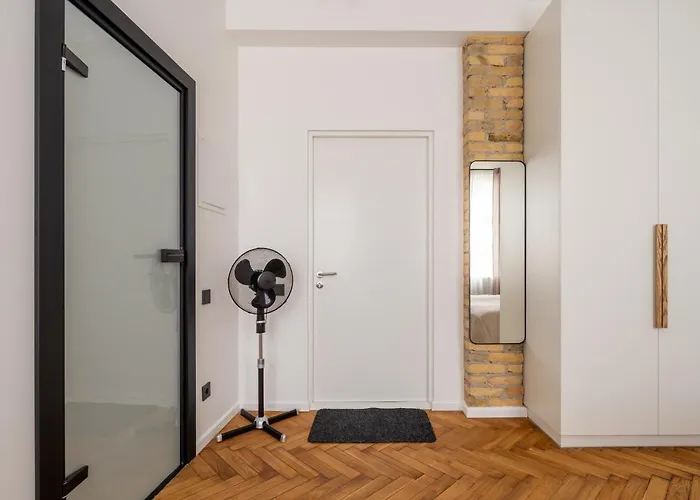 Mucenieku Old Town Bright Apartment